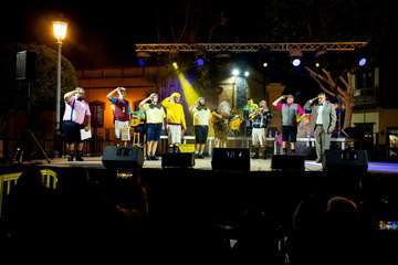  La Murgota de Telde estrena con éxito en Gáldar su espectáculo 'Los chicos del coro'/TA.